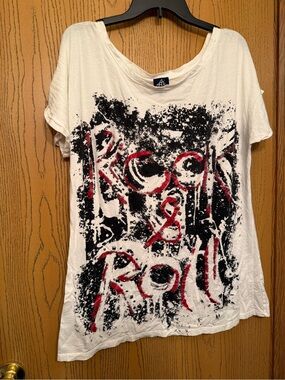 Authentic Icon short sleeved top size Large. Says Rock & Roll on the front